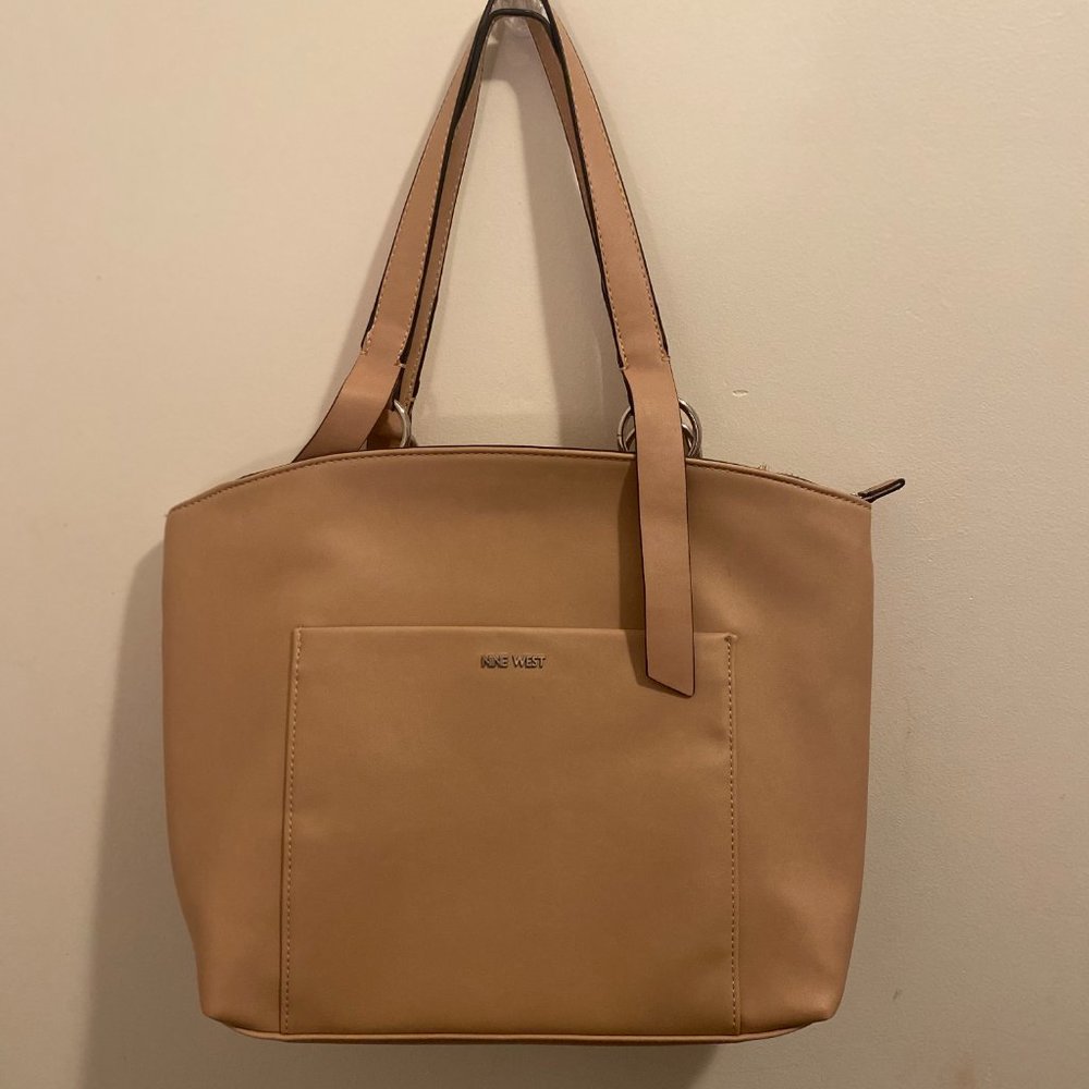 Nine West Handbag/Shoulder Bag